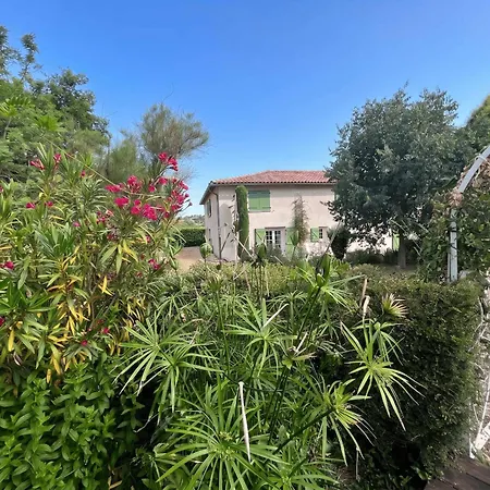 La Toscane Country Pool Sleeps 10 Villa Coufouleux