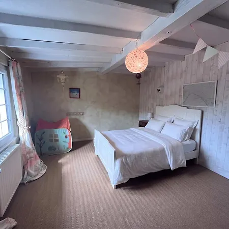 La Toscane Country Pool Sleeps 10